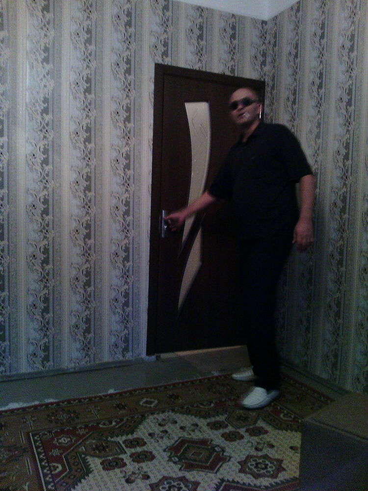  ,   Azer, 44 ,   ,   , c , 