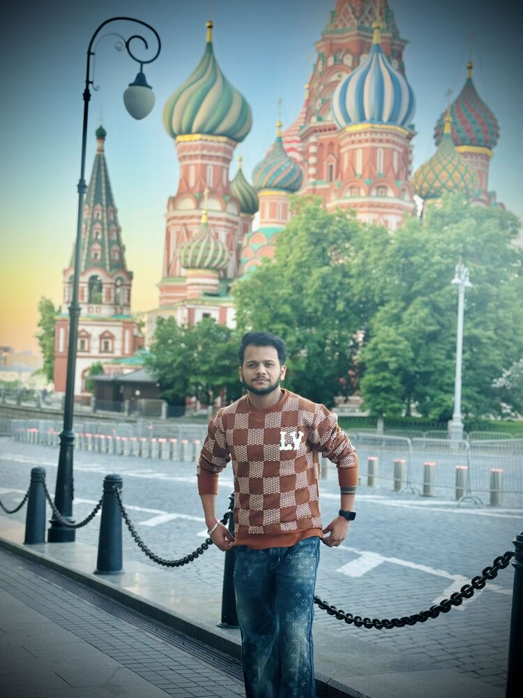  52076215  TUSHAR, 23 ,    