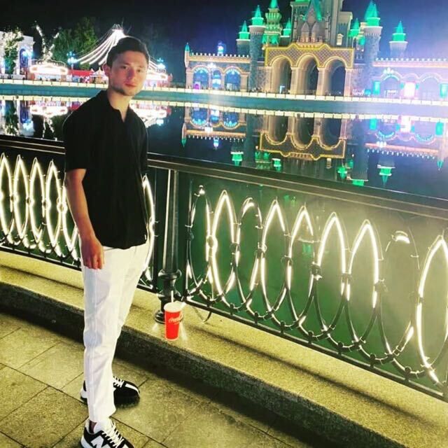  37900345  , 20 ,    -