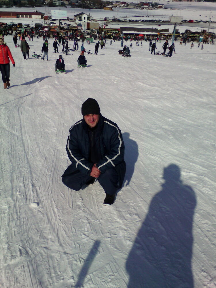  ,   Zura, 31 ,   