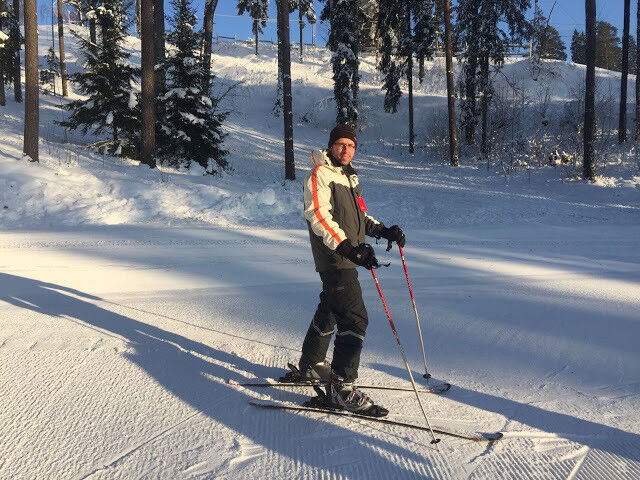  ,   Pavel, 47 ,   ,   , c 