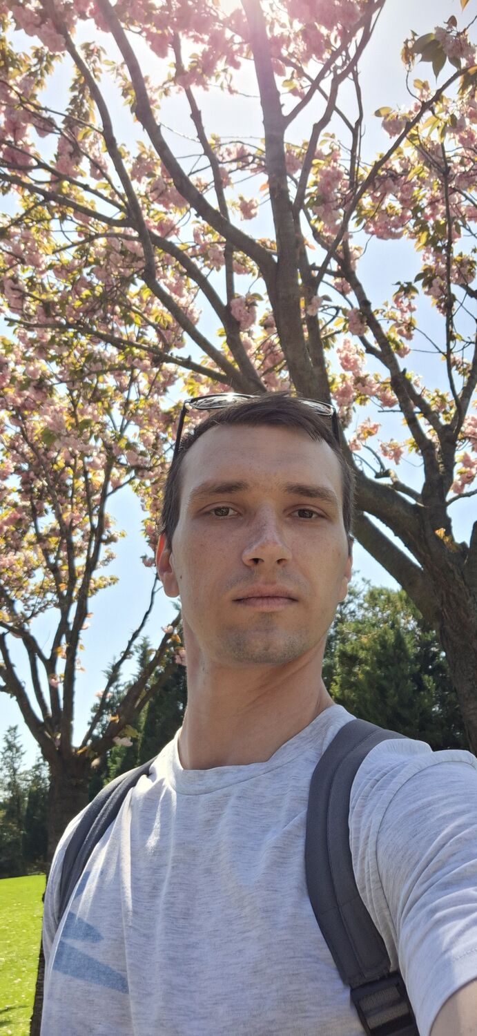  52966055  , 35 ,    --