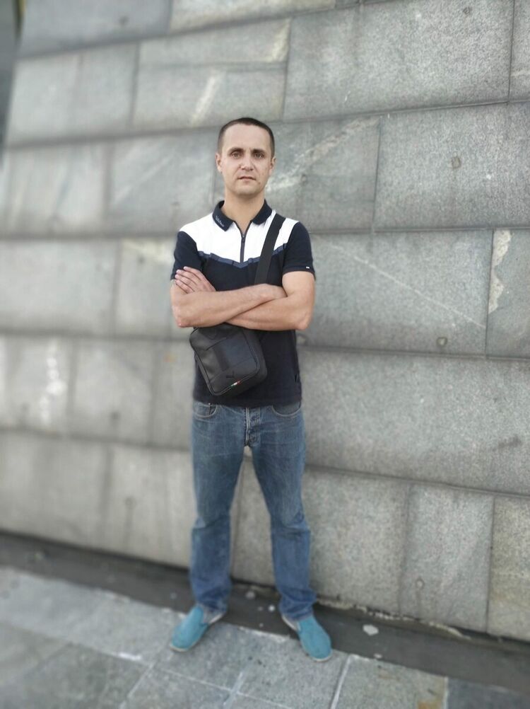  21418085  , 36 ,    