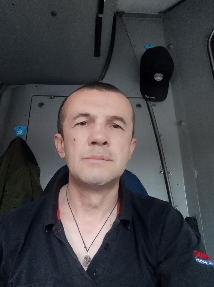  20103785  , 52 ,    