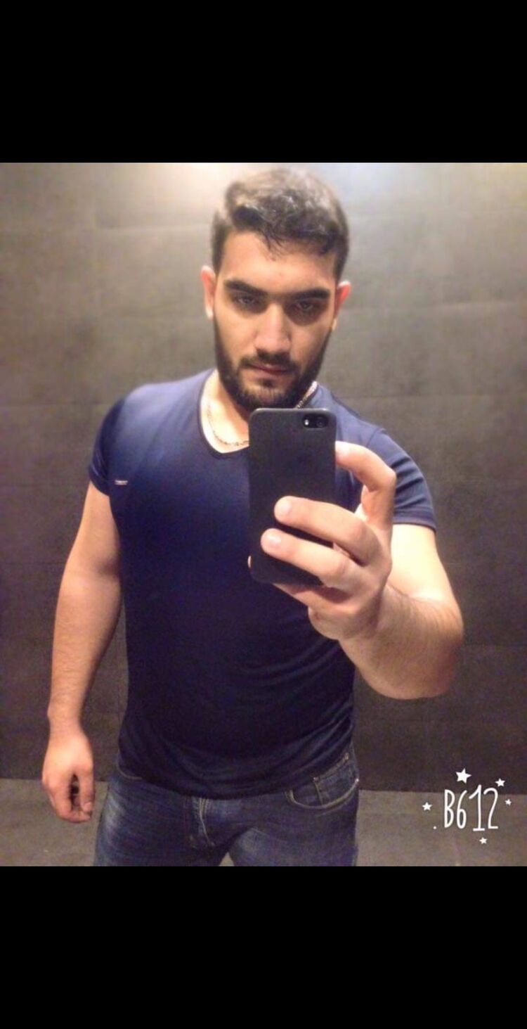  37500315  Ramin, 33 ,    