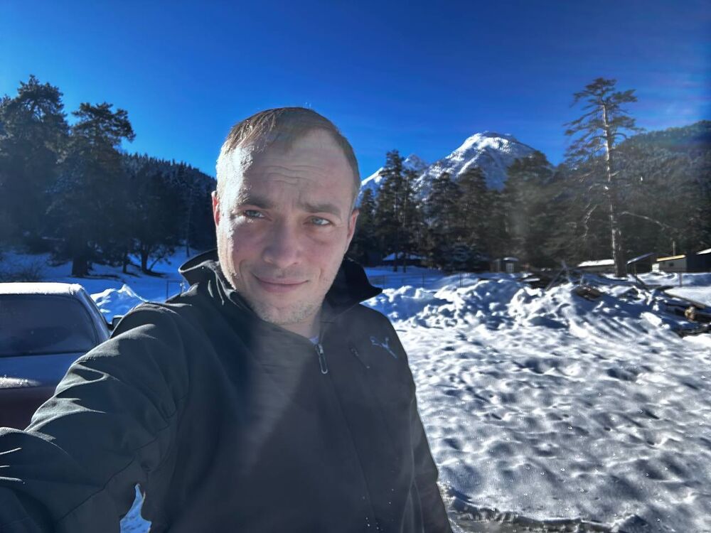  44326025  Vladi, 36 ,    