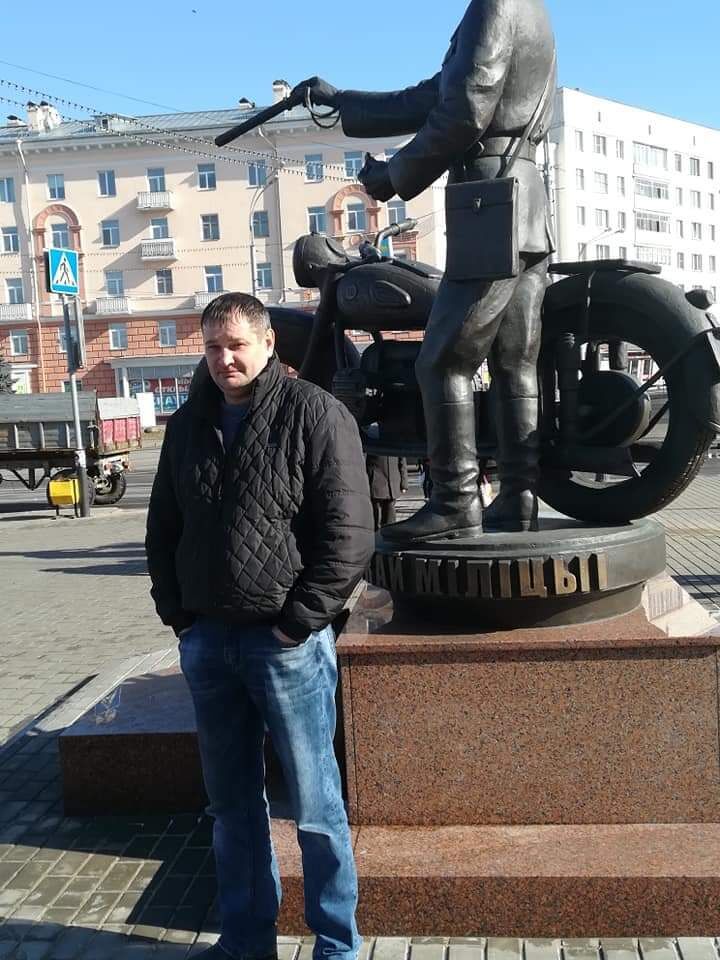  27903095  , 45 ,    