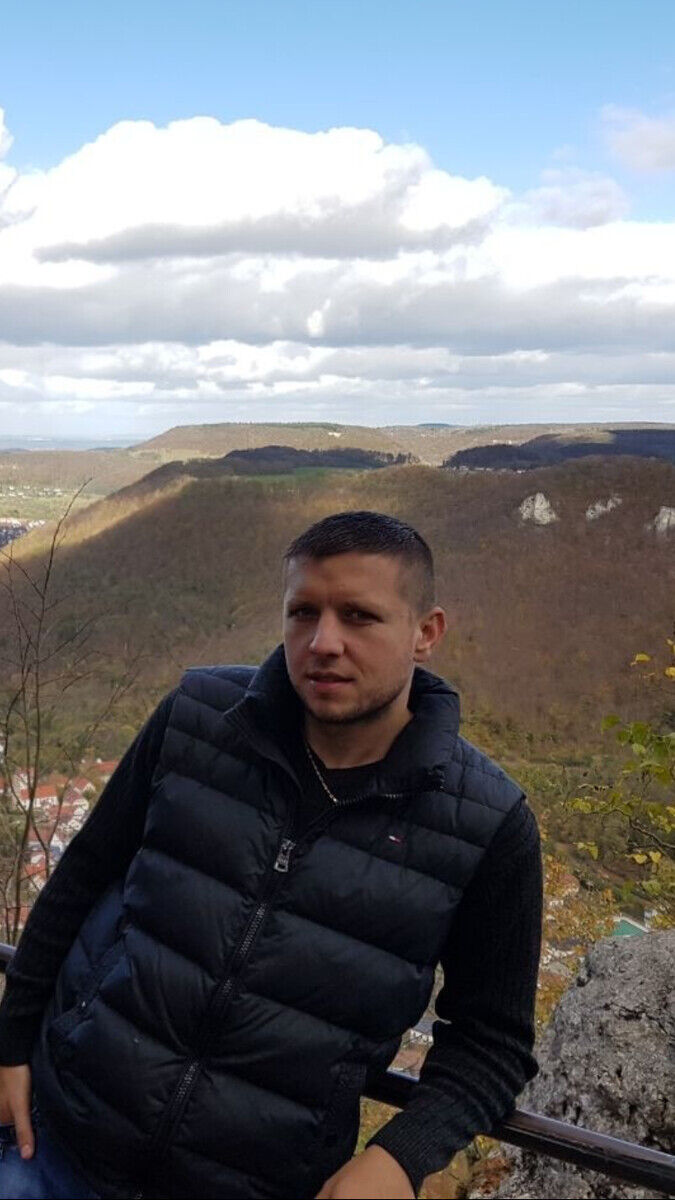  Stuttgart,   , 39 ,   ,   , c 