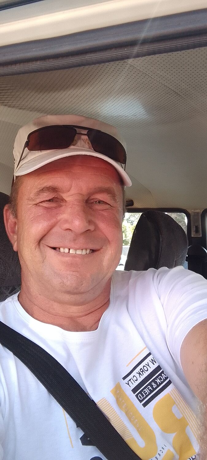  53149065  Maksim, 47 ,    