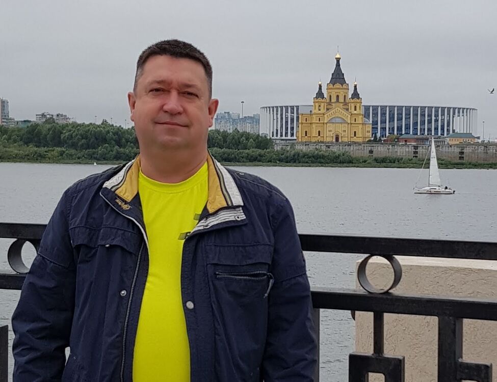  46124275  Oleg, 55 ,     