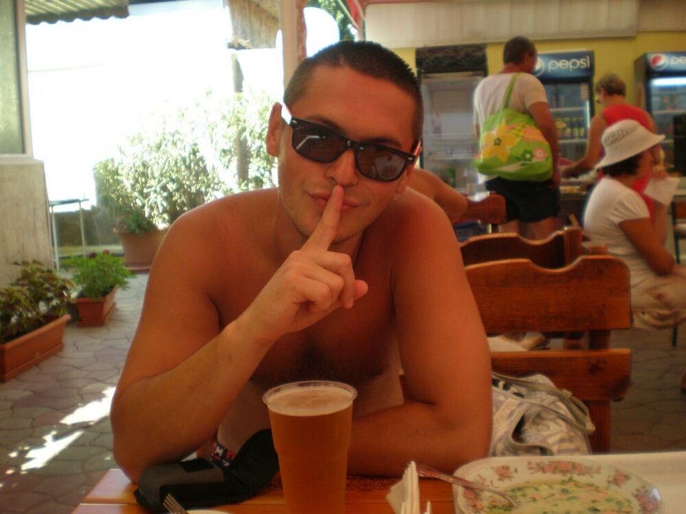  31476005  Oleg, 34 ,    Brezineves