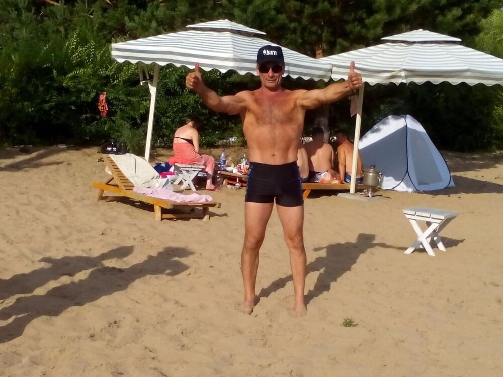  ,   Rinat, 61 ,   ,   , c 
