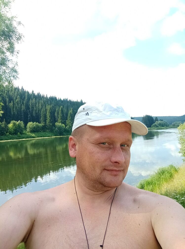  ,   Alekse Zhuly, 38 ,   ,   , c , 