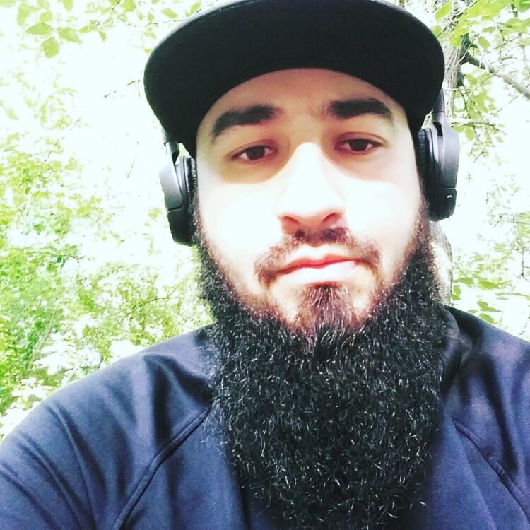  ,   Ali, 35 ,   ,   