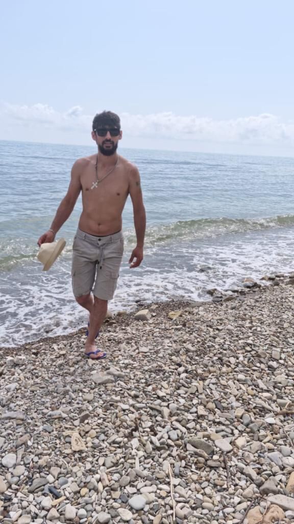  ,   Vaga, 37 ,   ,   