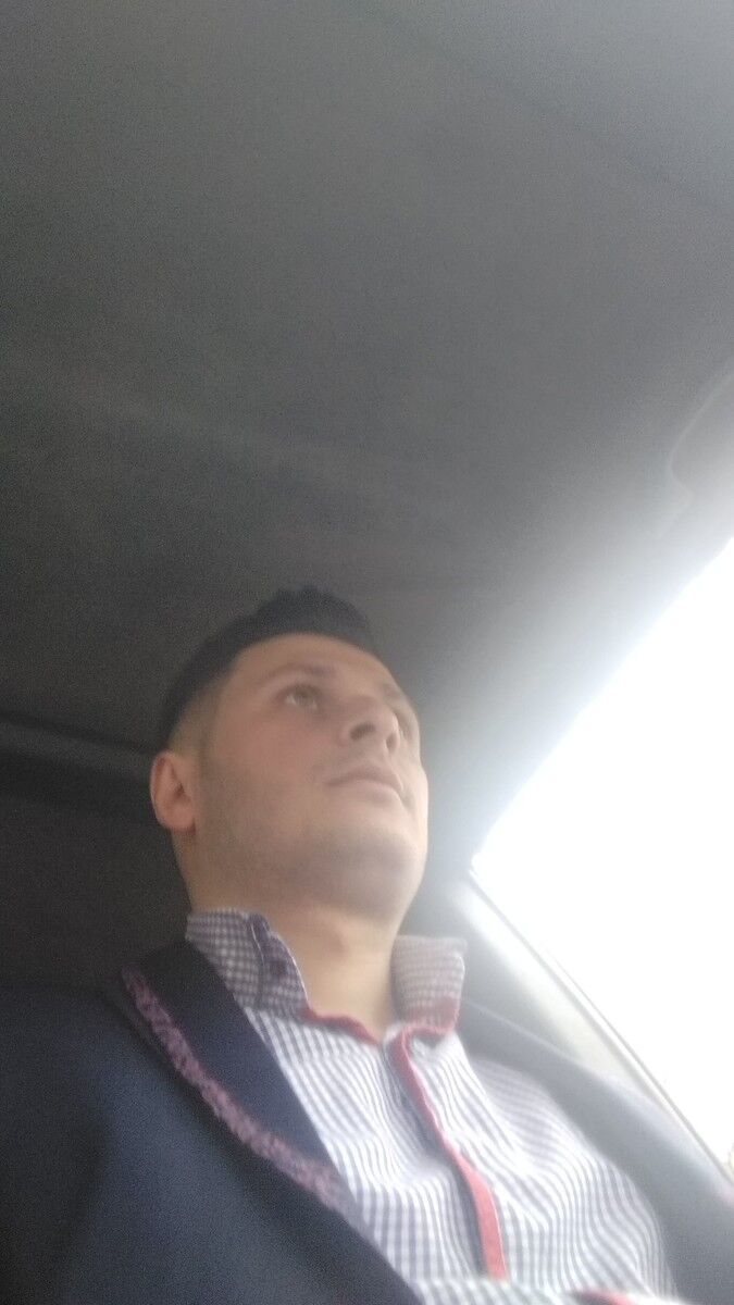  18685775  Niko, 33 ,    