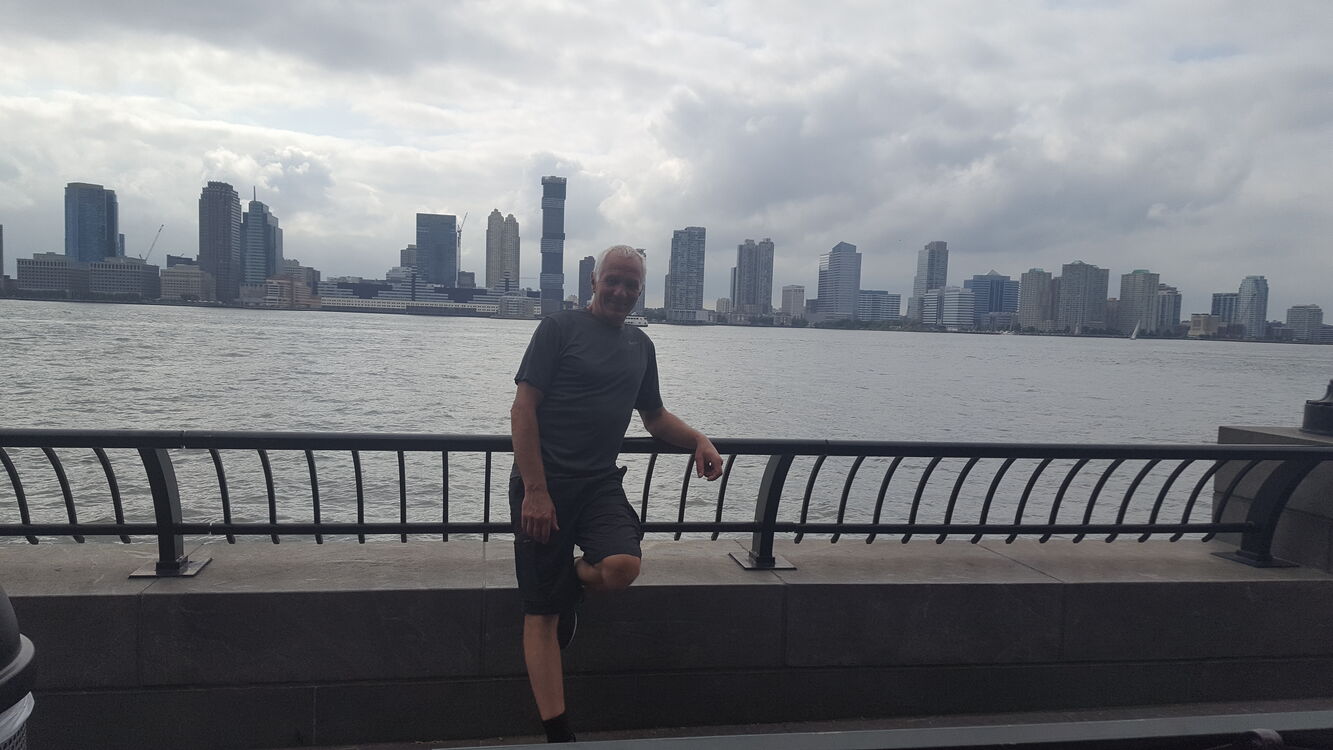  22879825  Vladimir, 64 ,    