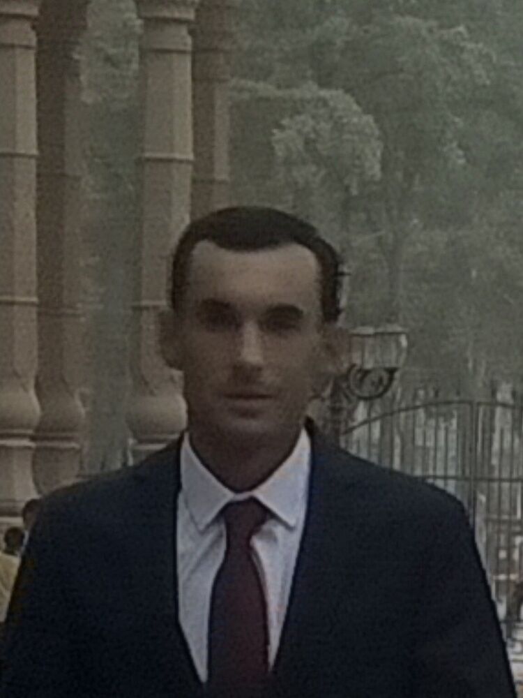  18288665  , 37 ,    