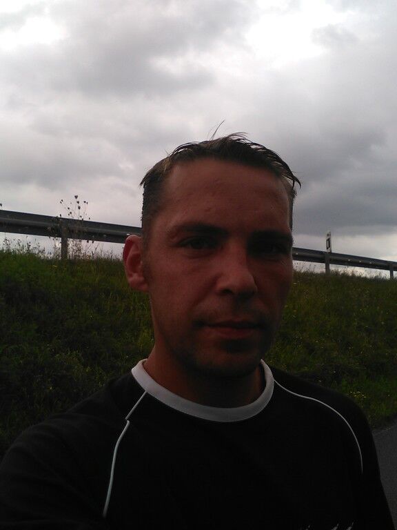  ,   Andrej, 41 ,   ,   , c 