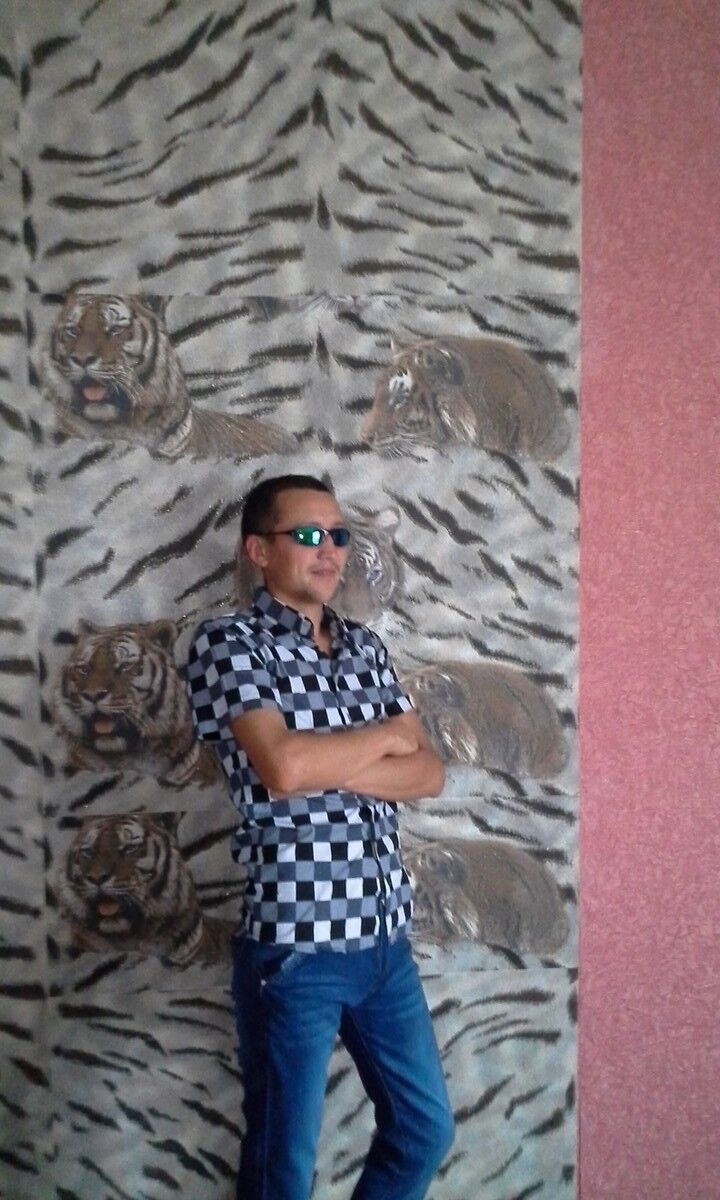  ,   Bek, 36 ,   ,   , c 