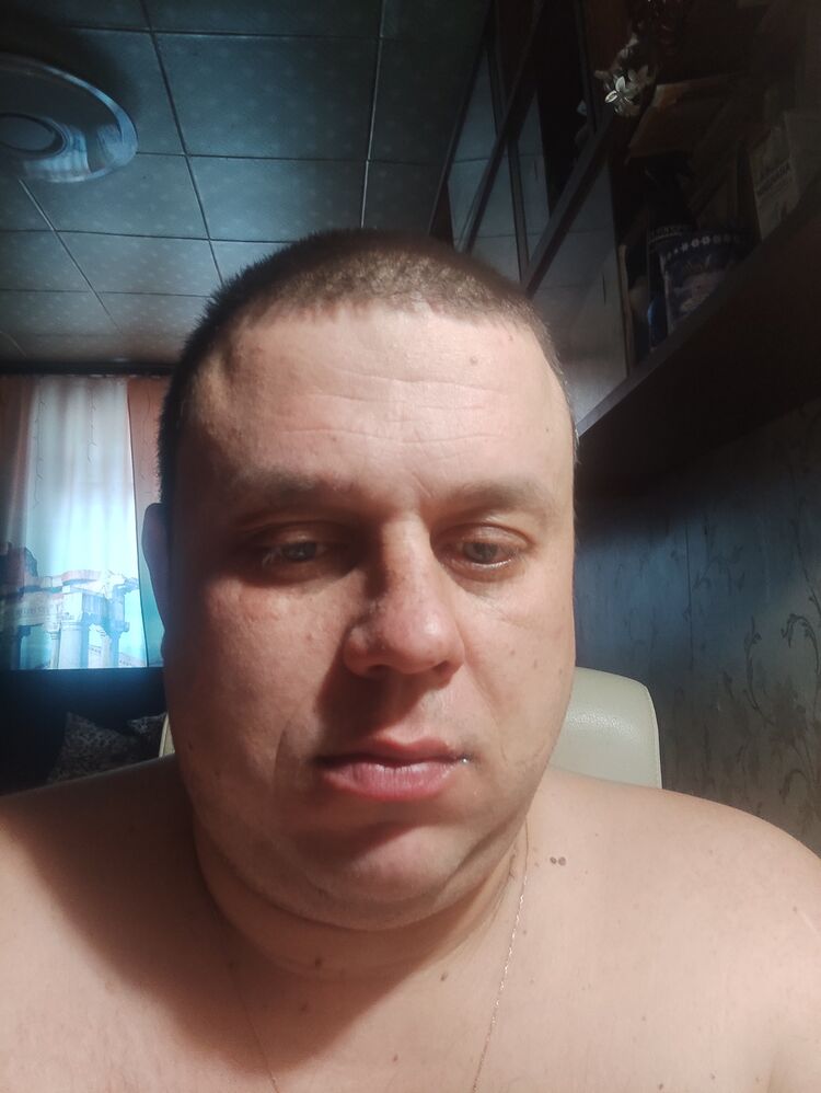  41003225  Sergey, 40 ,    
