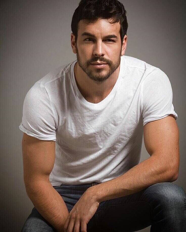  46600385  Kristiano, 34 ,    