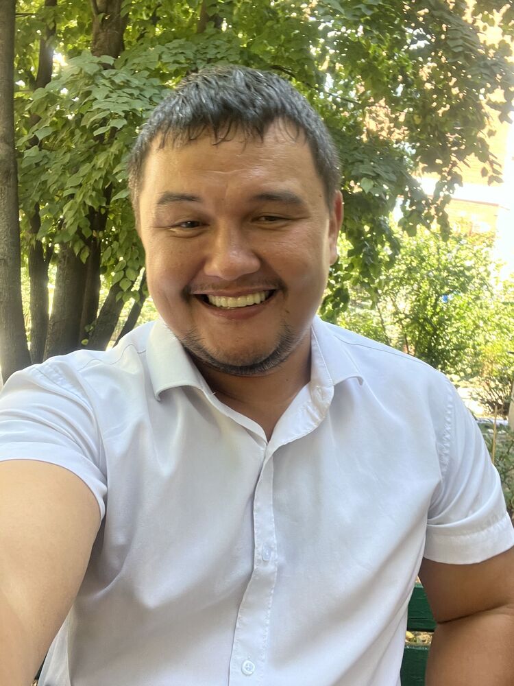  52657835  , 38 ,    