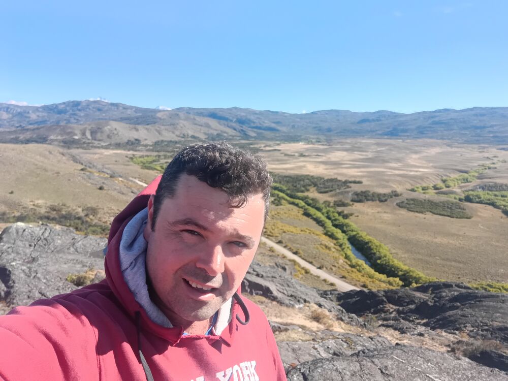  46552305  Juan Carlos, 40 ,    Puerto Madryn