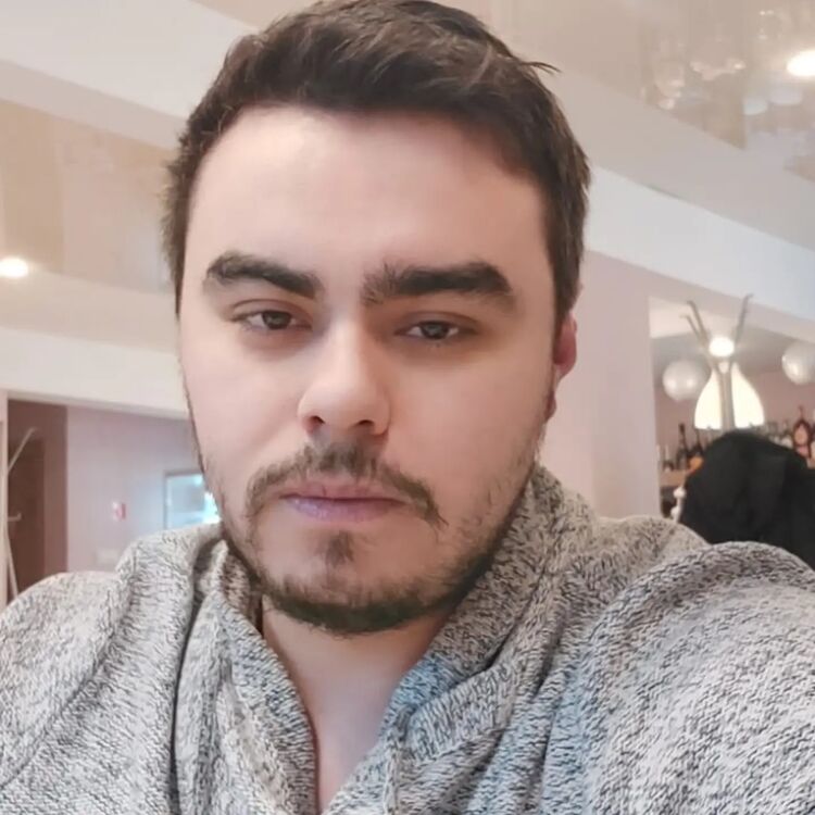  49017965  Maxim, 29 ,     