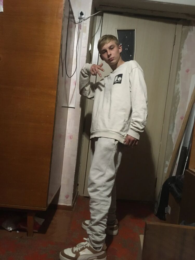  46051175  , 20 ,    