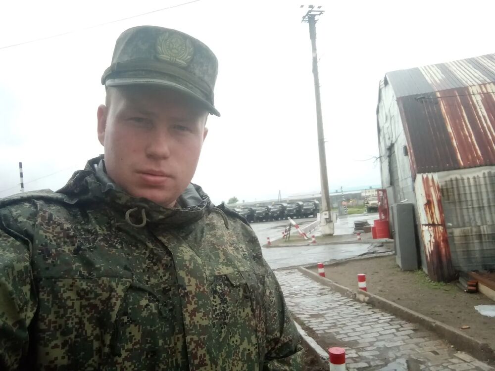 42394825  , 24 ,    