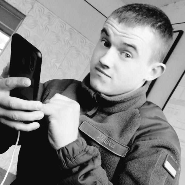  ,   Ivan, 27 ,   ,   , c 
