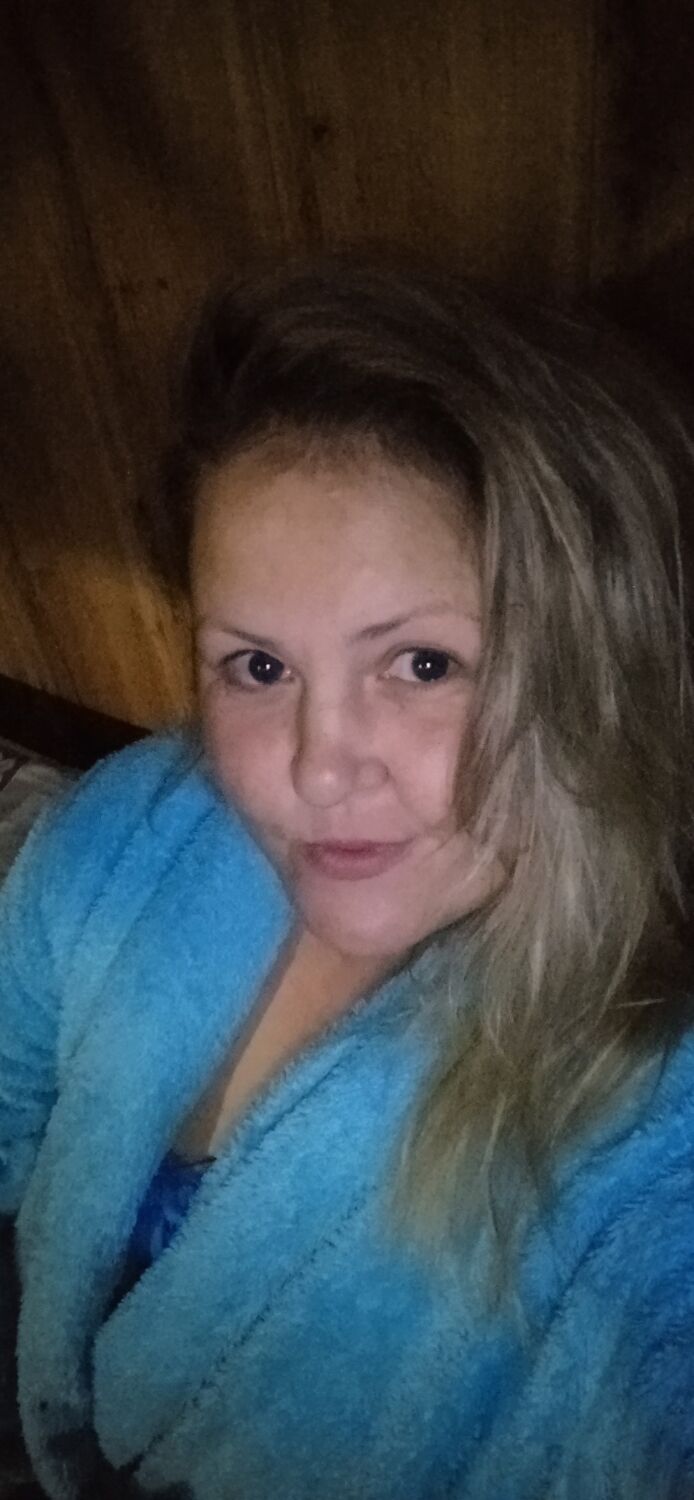  ,   Lena, 39 ,   ,   , c , 