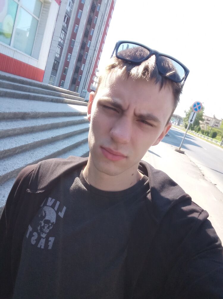  30129235  Nikita, 25 ,    