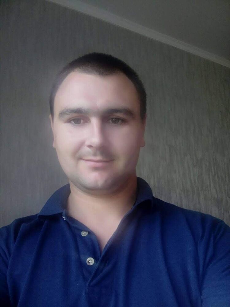  22048955  Ruslan, 36 ,    Legionowo