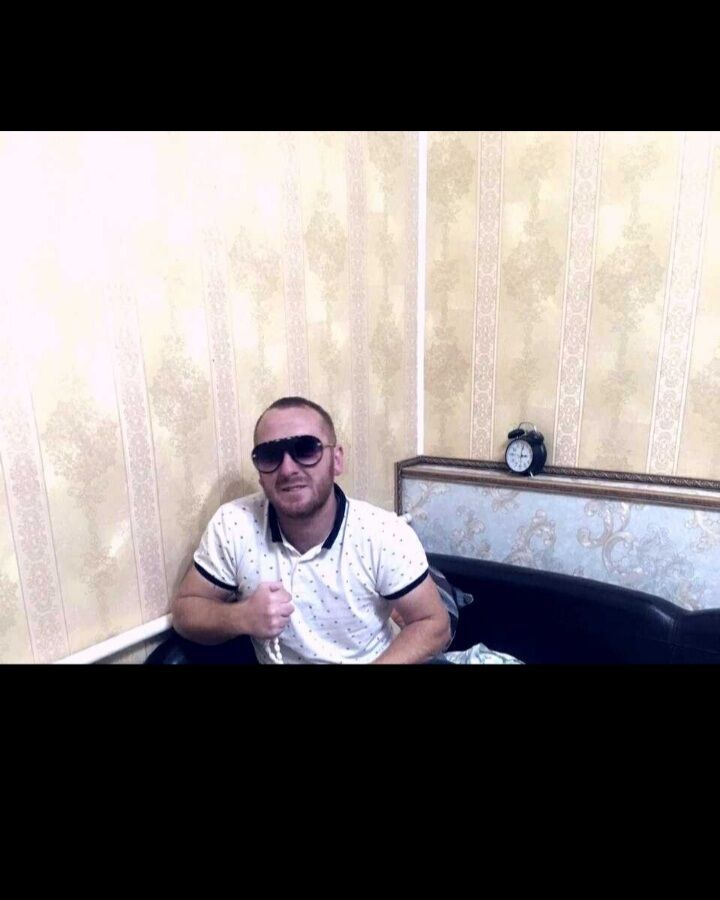 31864875  Bislan, 39 ,    