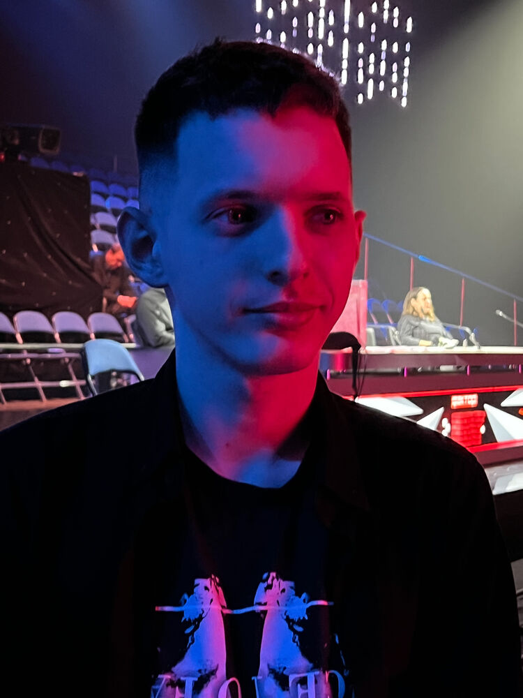  ,   , 24 ,   