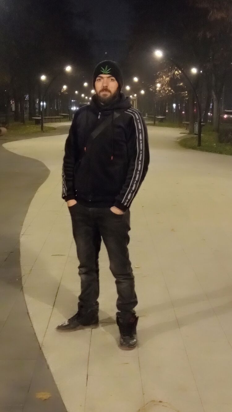  ,   Arsen, 27 ,   ,   