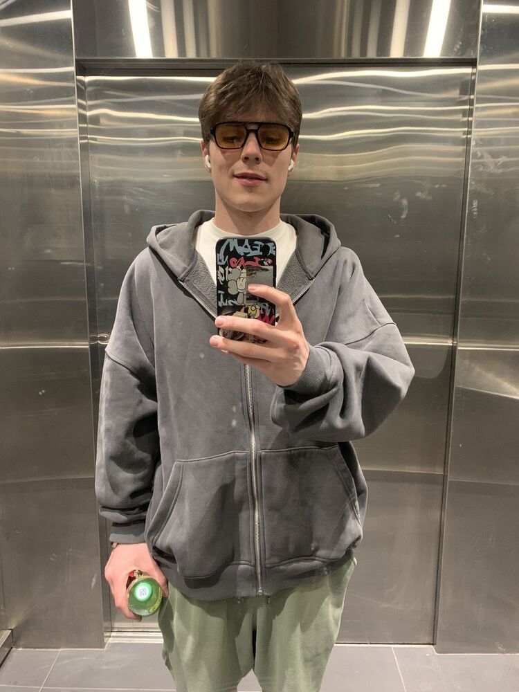 ���� 47422125 ����� �������, 19 ���, ���� ���������� � ������