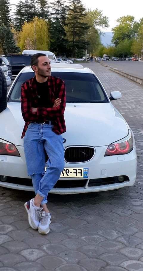  24002435  Murka, 28 ,    Bielany Wroclawskie
