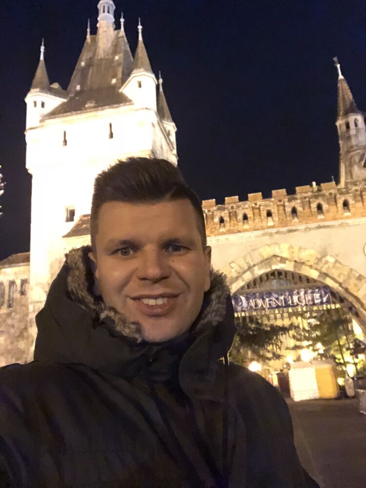  14814655  Vladimir, 41 ,    