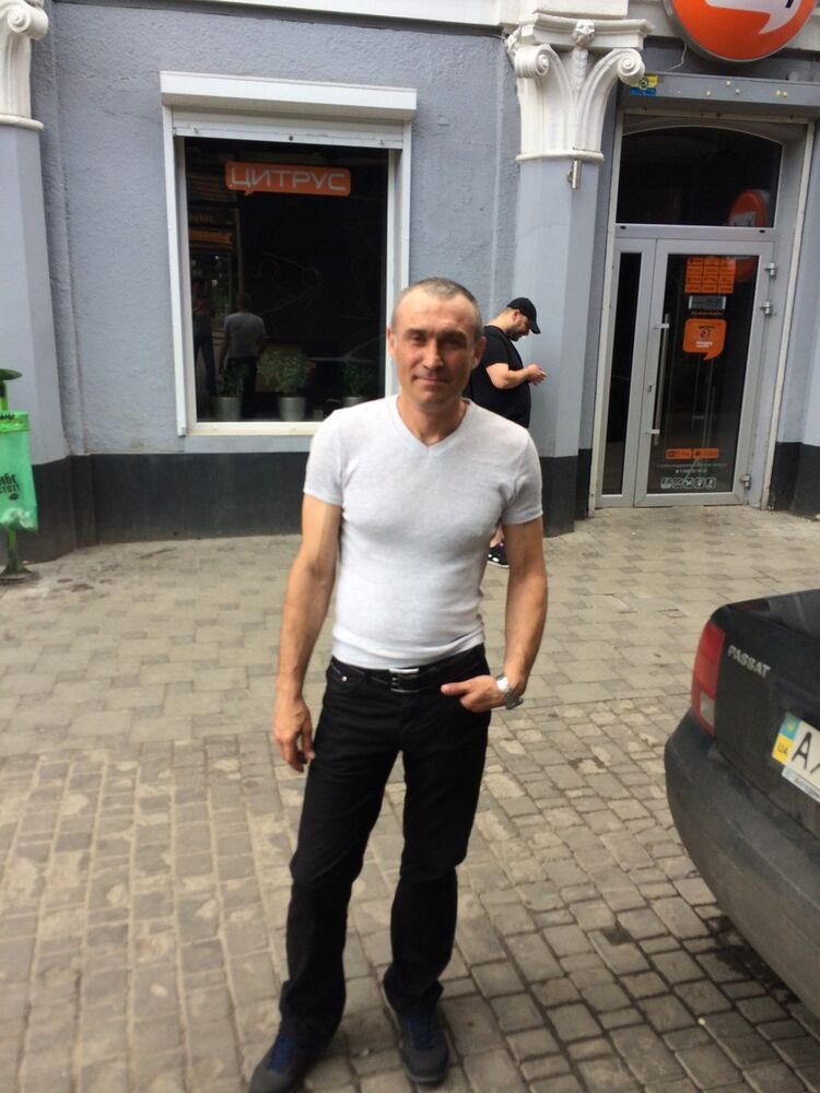  ,   Sasha, 52 ,   ,   , c 