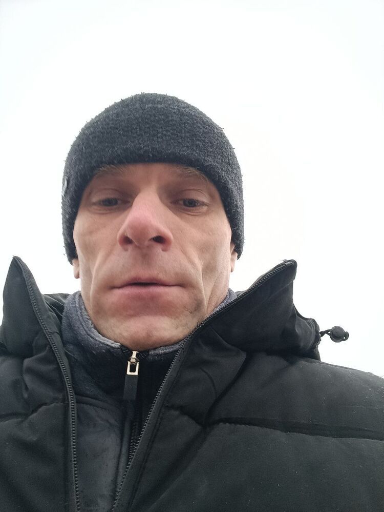  ,   Urij, 40 ,   ,   
