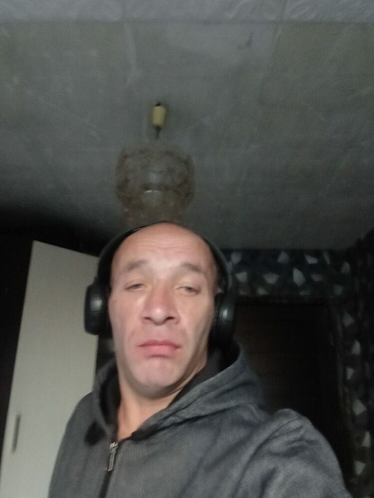  38461045  , 43 ,    