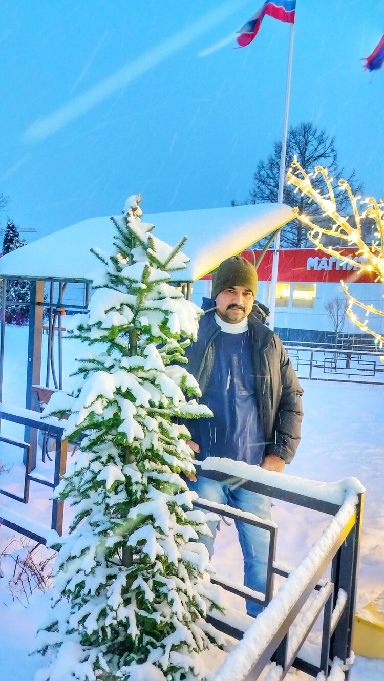 -,   Sunilpushpan, 38 ,   ,   