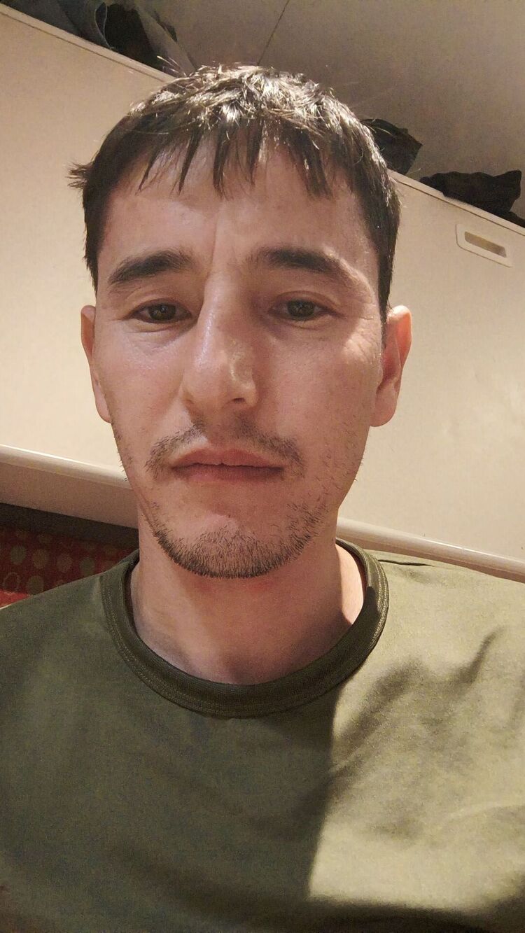  ,   Bek, 33 ,   ,   , c , 