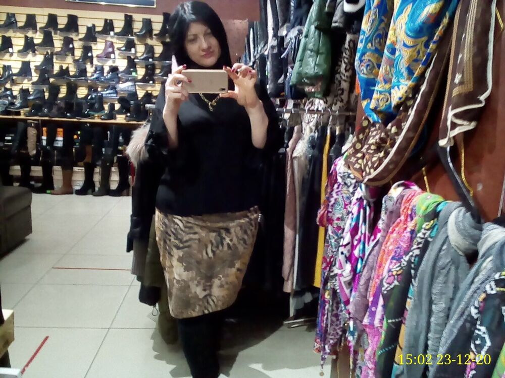 ���������� �������������, ���� ������� Lora, 41 ���, ������������ ��� ������, ����� � ���������, c�������� ���������, ���������