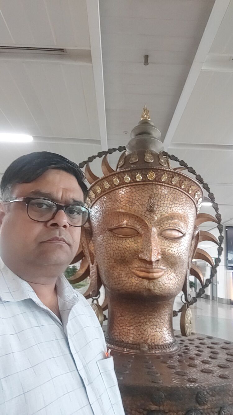  50298205  Dheeraj, 48 ,    