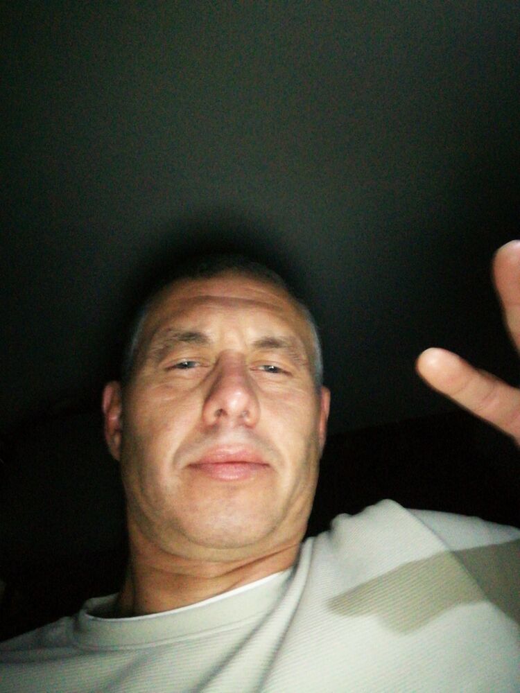  47961185  Vlad, 41 ,    