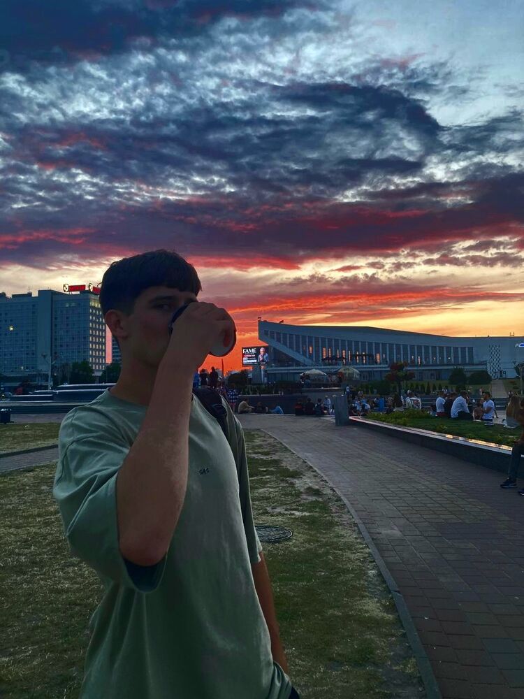 ,   , 24 ,   